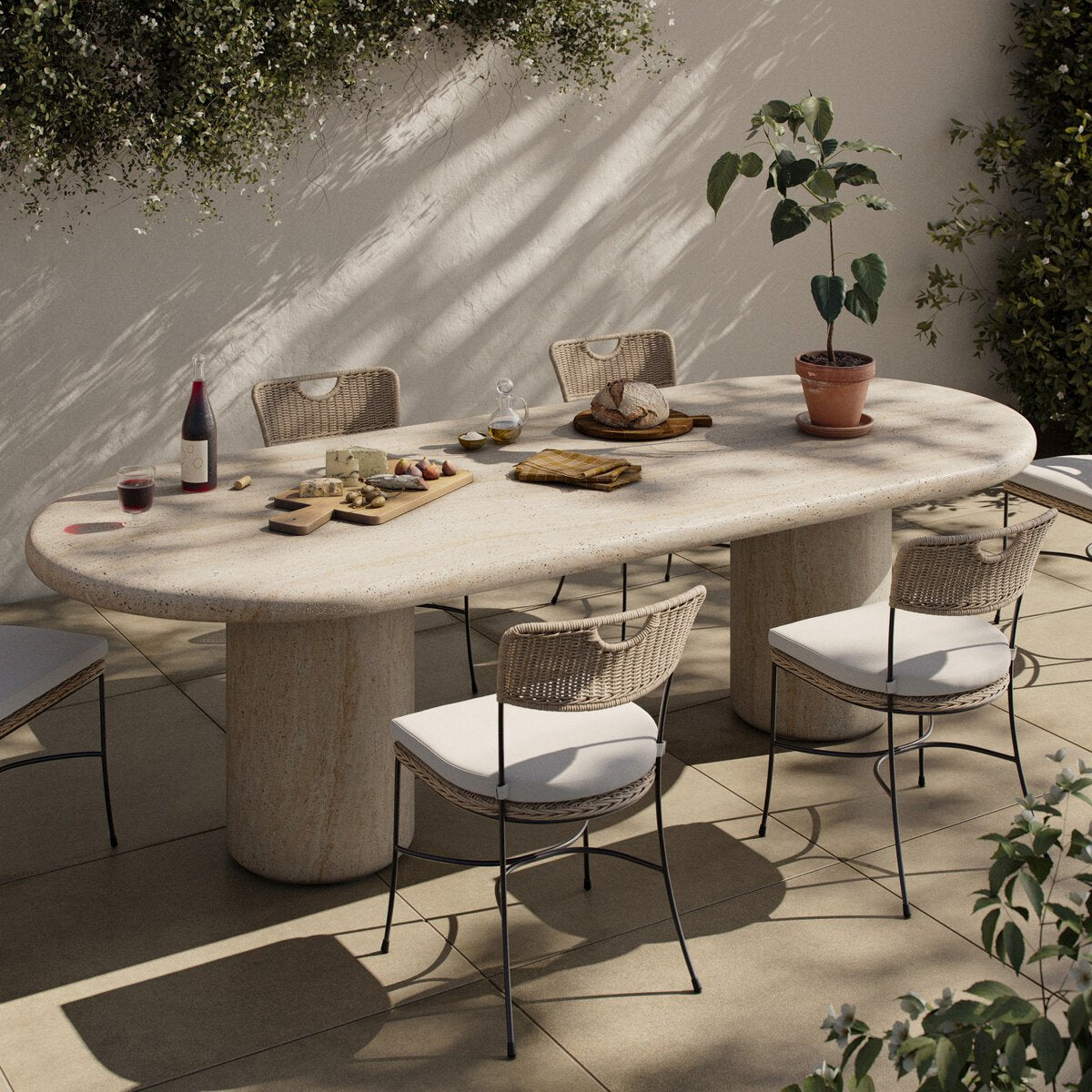 Outdoor Dining Tables